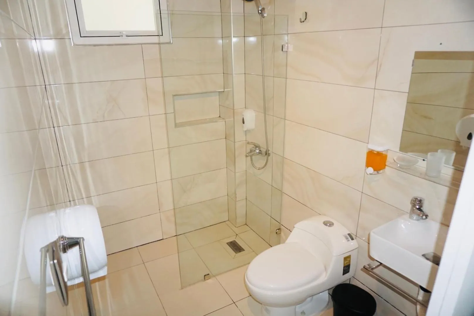 Hostal El Ejecutivo 圣胡安德拉马瓜纳